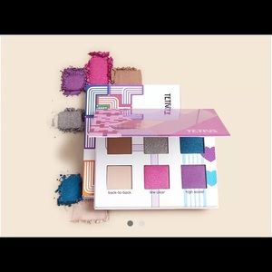 TETRIS THEME EYE PALETTE BY WANDER BEAUTY